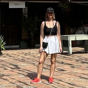 Lululemon white skort ballet pleated sz 8